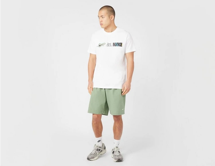 Nike Life Pleated Chino Shorts 2 Nike Life Pleated Chino Shorts - Image 2